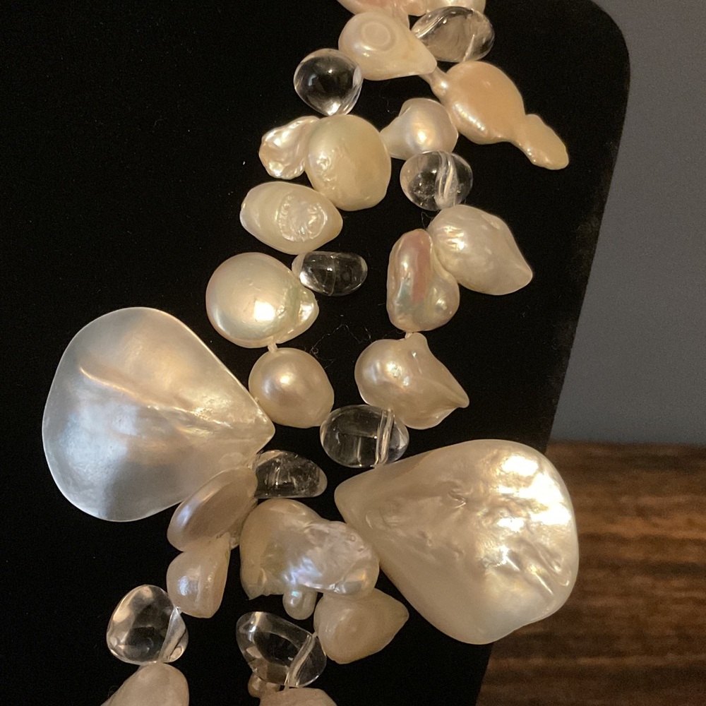 Freshwater Pearl, Mother of Pearl and Quartz Necklace - Picture 2 of 5